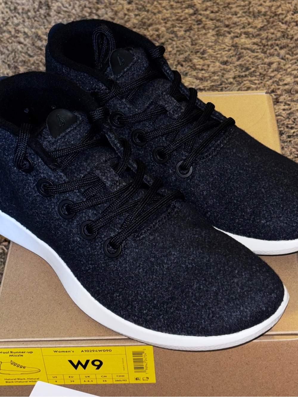 Allbirds Sneaker Women’s 9 Gray Black Runner Up Mizzle Athletic Lace Up Wool